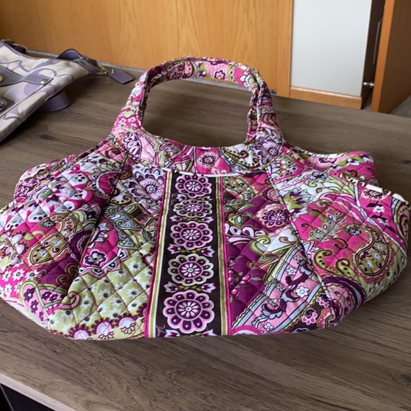 Vera Bradley medium shoulder tote - Picture 5 of 6